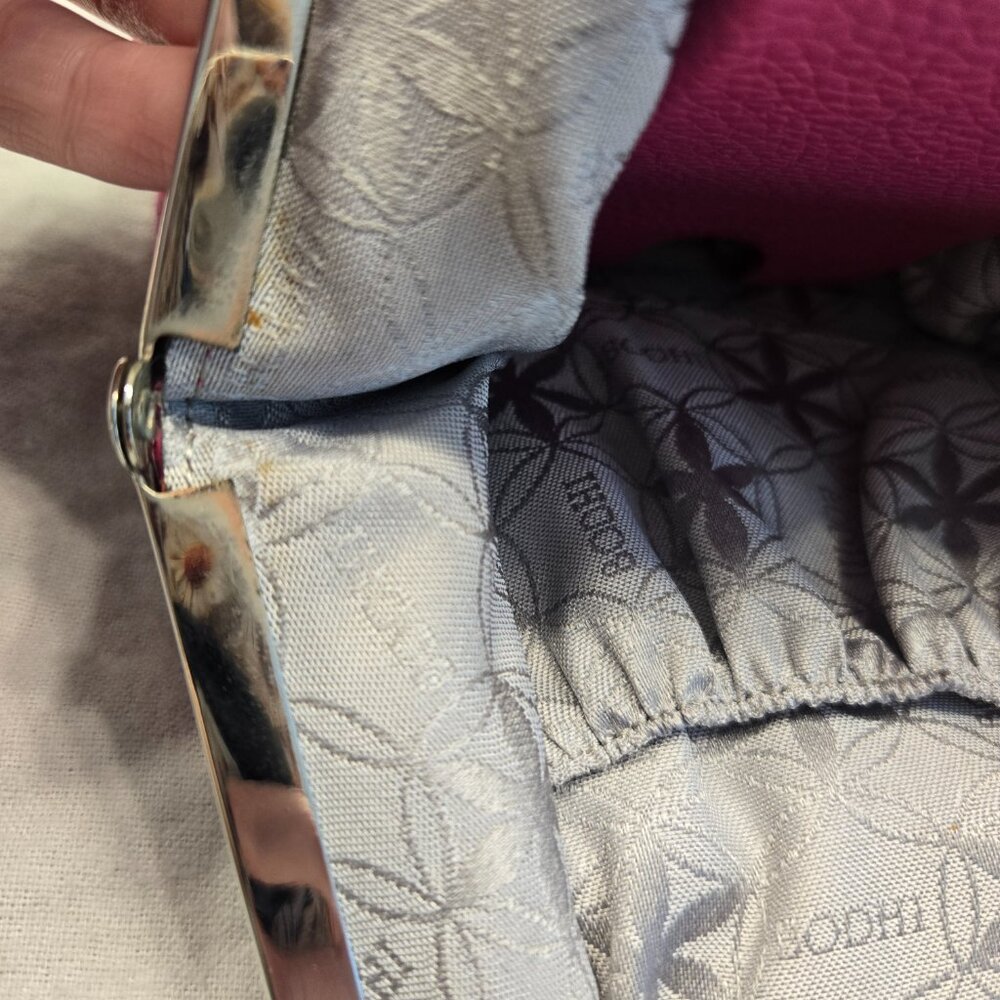 Bodhi fuschia leather wristlet - Picture 9 of 16